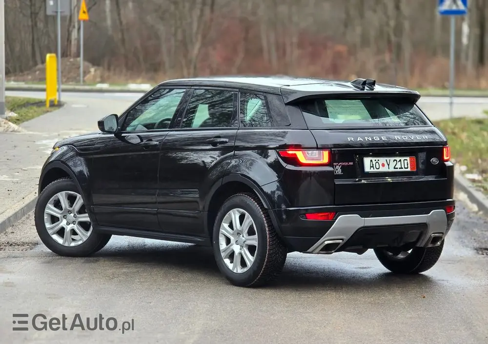 LAND ROVER Range Rover Evoque D150 R-Dynamic HSE