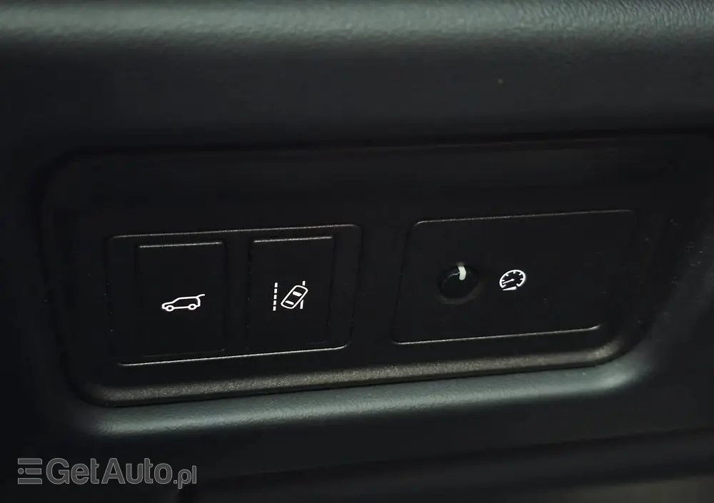 LAND ROVER Range Rover Evoque D150 R-Dynamic HSE