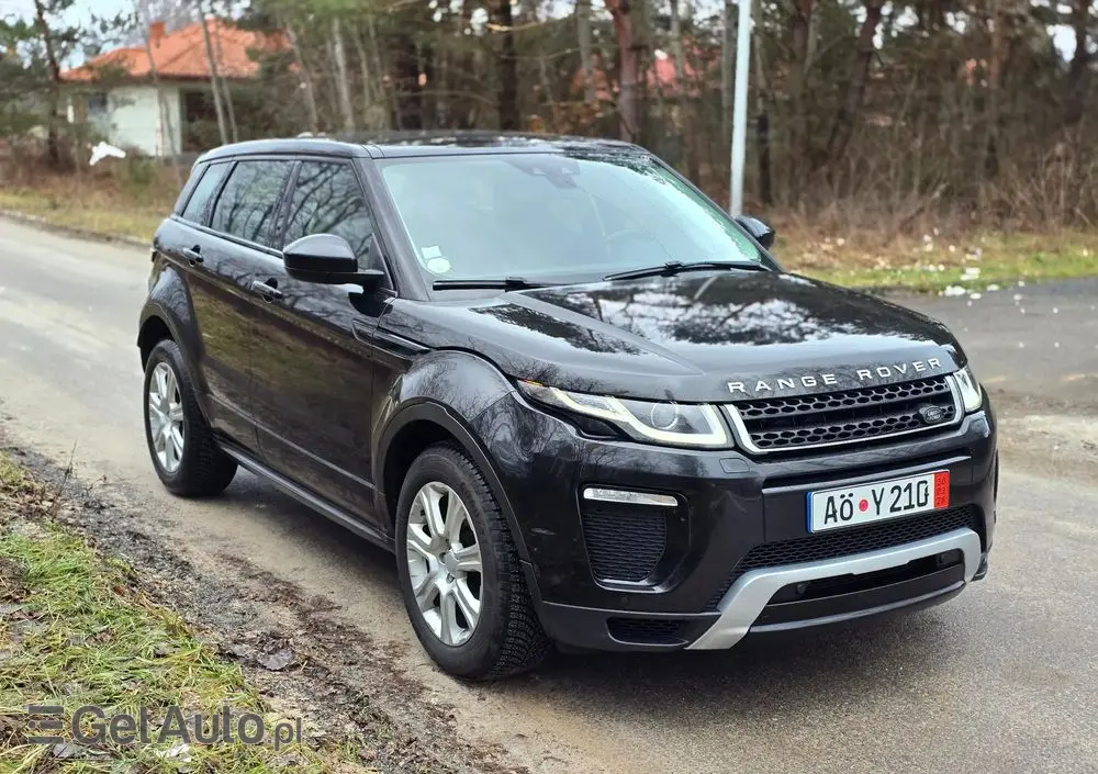 LAND ROVER Range Rover Evoque D150 R-Dynamic HSE