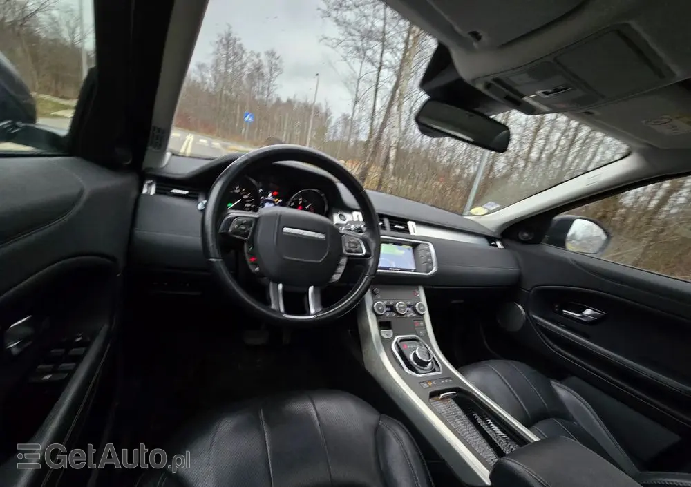 LAND ROVER Range Rover Evoque D150 R-Dynamic HSE