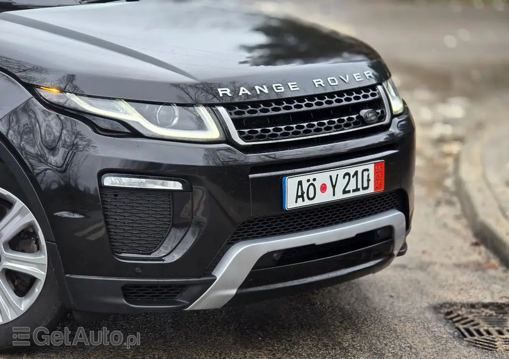 LAND ROVER Range Rover Evoque D150 R-Dynamic HSE