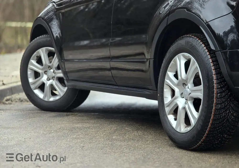 LAND ROVER Range Rover Evoque D150 R-Dynamic HSE
