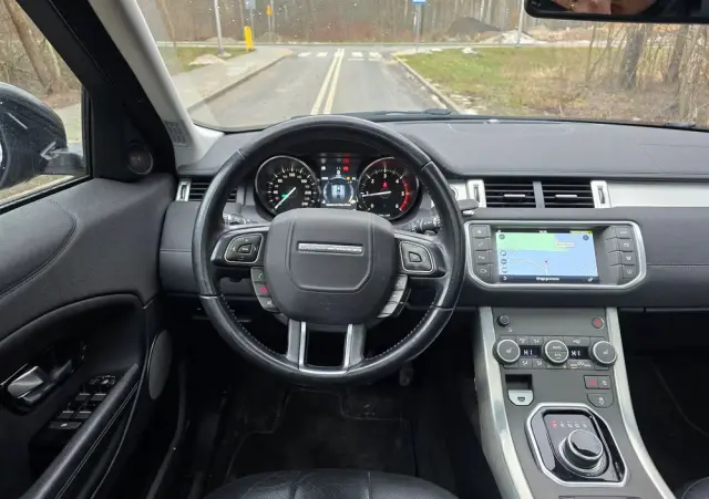 LAND ROVER Range Rover Evoque D150 R-Dynamic HSE