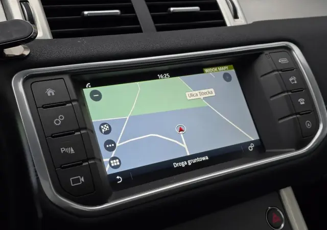 LAND ROVER Range Rover Evoque D150 R-Dynamic HSE