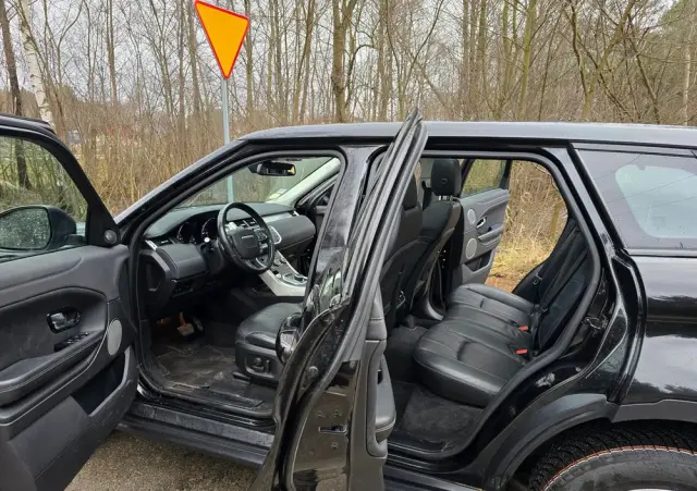 LAND ROVER Range Rover Evoque D150 R-Dynamic HSE