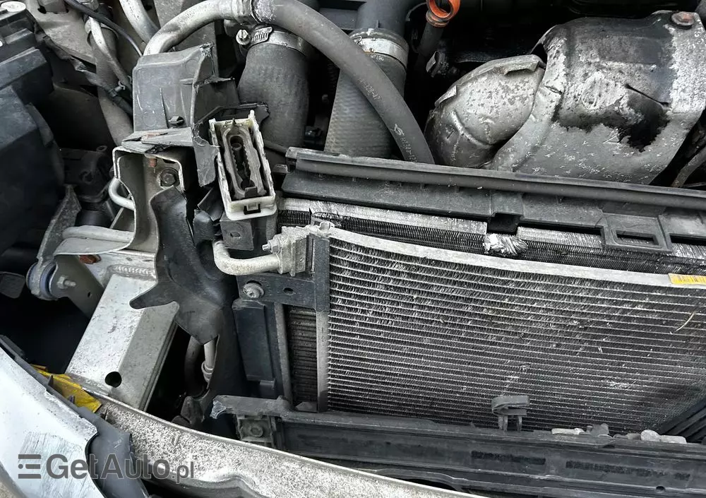 PEUGEOT 308 SW BlueHDi 120 Stop & Start Active