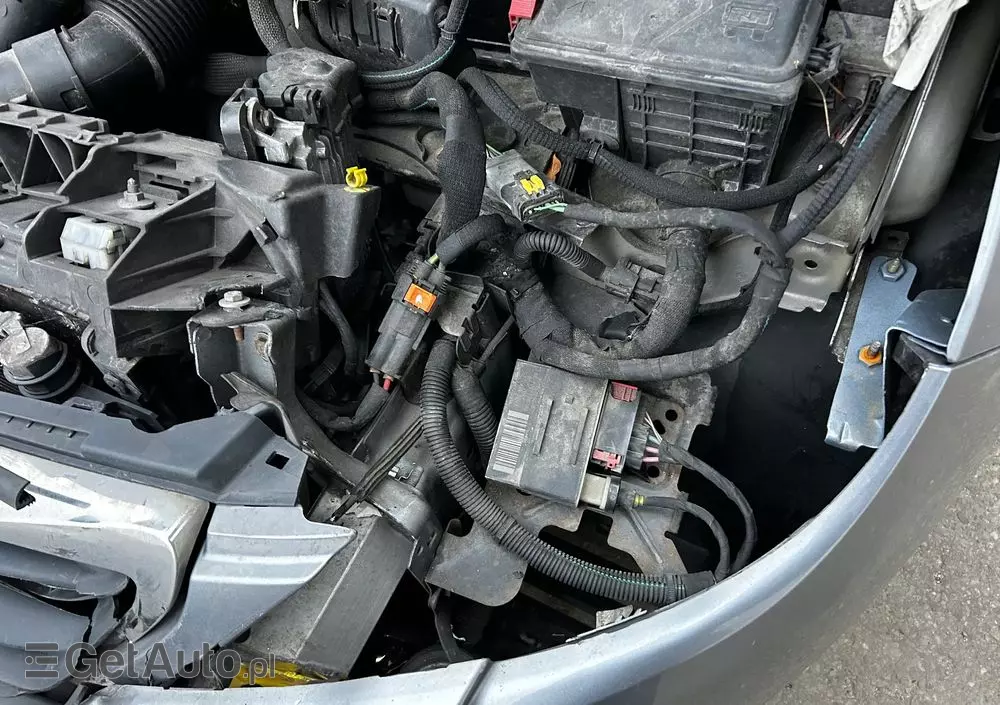 PEUGEOT 308 SW BlueHDi 120 Stop & Start Active