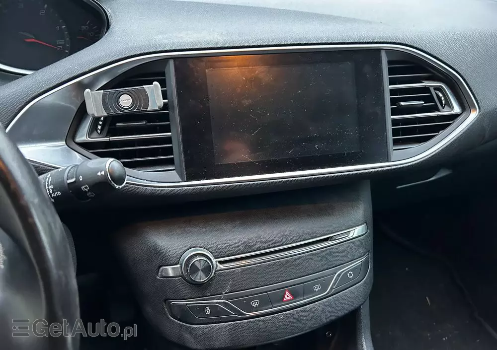 PEUGEOT 308 SW BlueHDi 120 Stop & Start Active