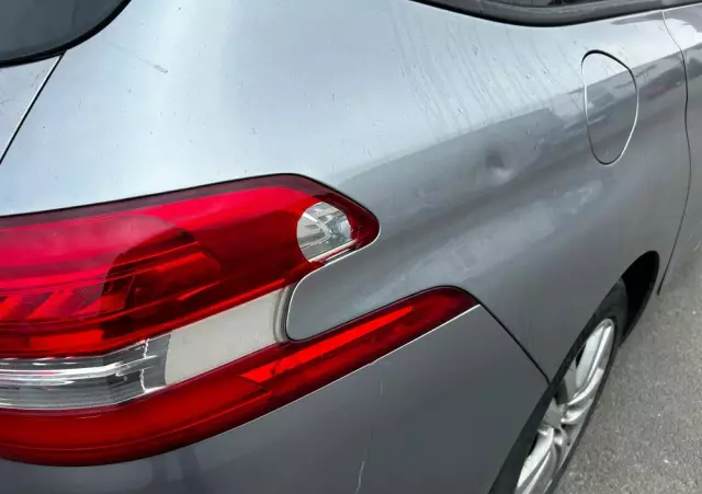 PEUGEOT 308 SW BlueHDi 120 Stop & Start Active