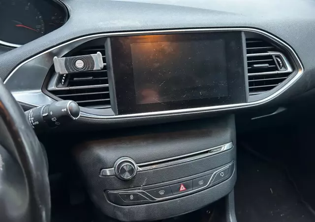 PEUGEOT 308 SW BlueHDi 120 Stop & Start Active