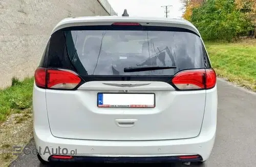 CHRYSLER Pacifica 