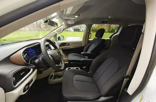 CHRYSLER Pacifica 