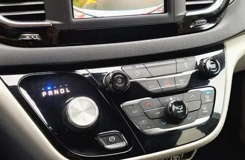 CHRYSLER Pacifica 