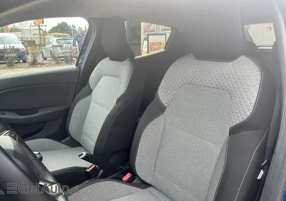 RENAULT Clio 1.0 TCe Evolution