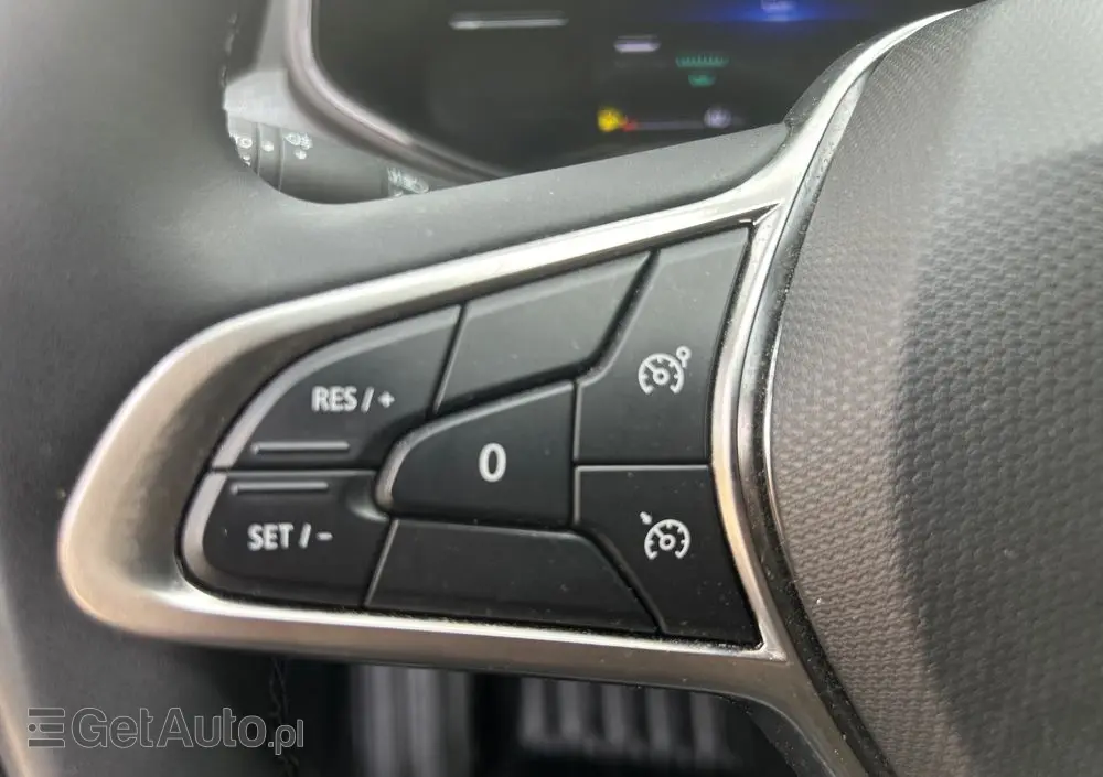 RENAULT Clio 1.0 TCe Evolution