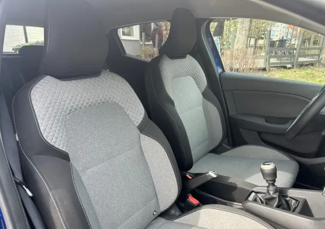 RENAULT Clio 1.0 TCe Evolution