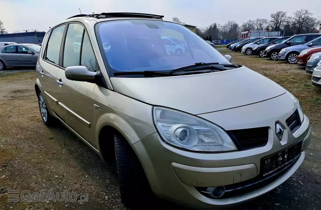 RENAULT Scenic 