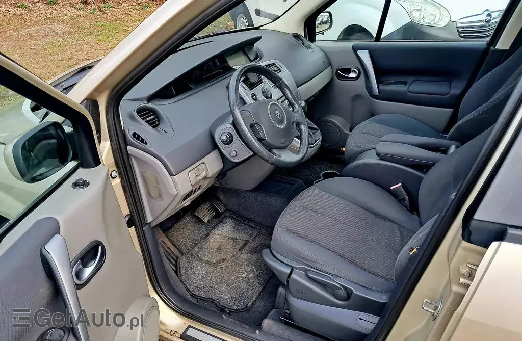 RENAULT Scenic 