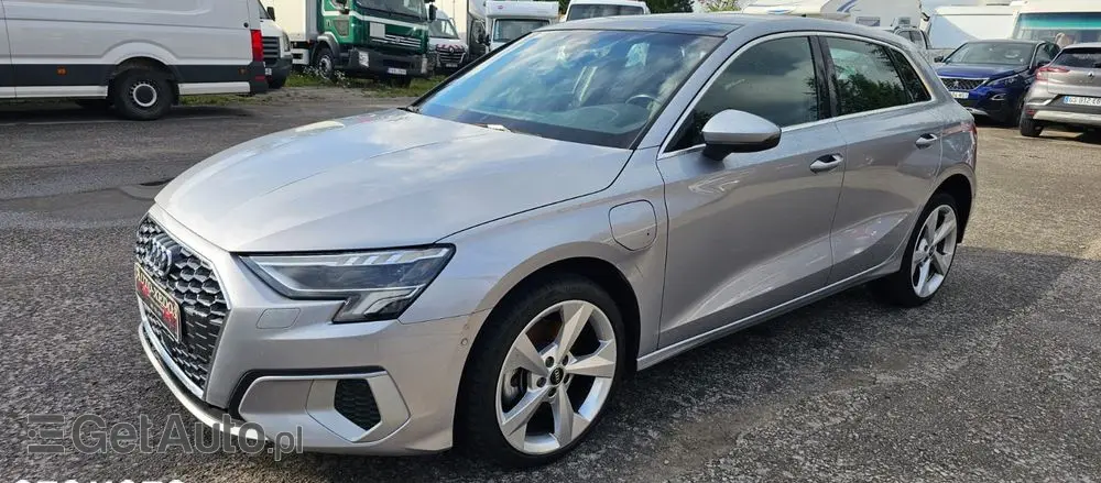 AUDI A3 Sportback 1.4 TFSI E-tron Attraction e-S tronic