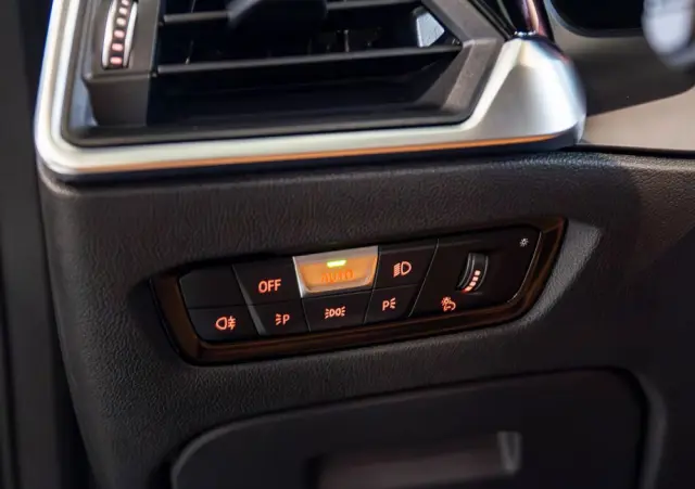 BMW Seria 2 M240i xDrive