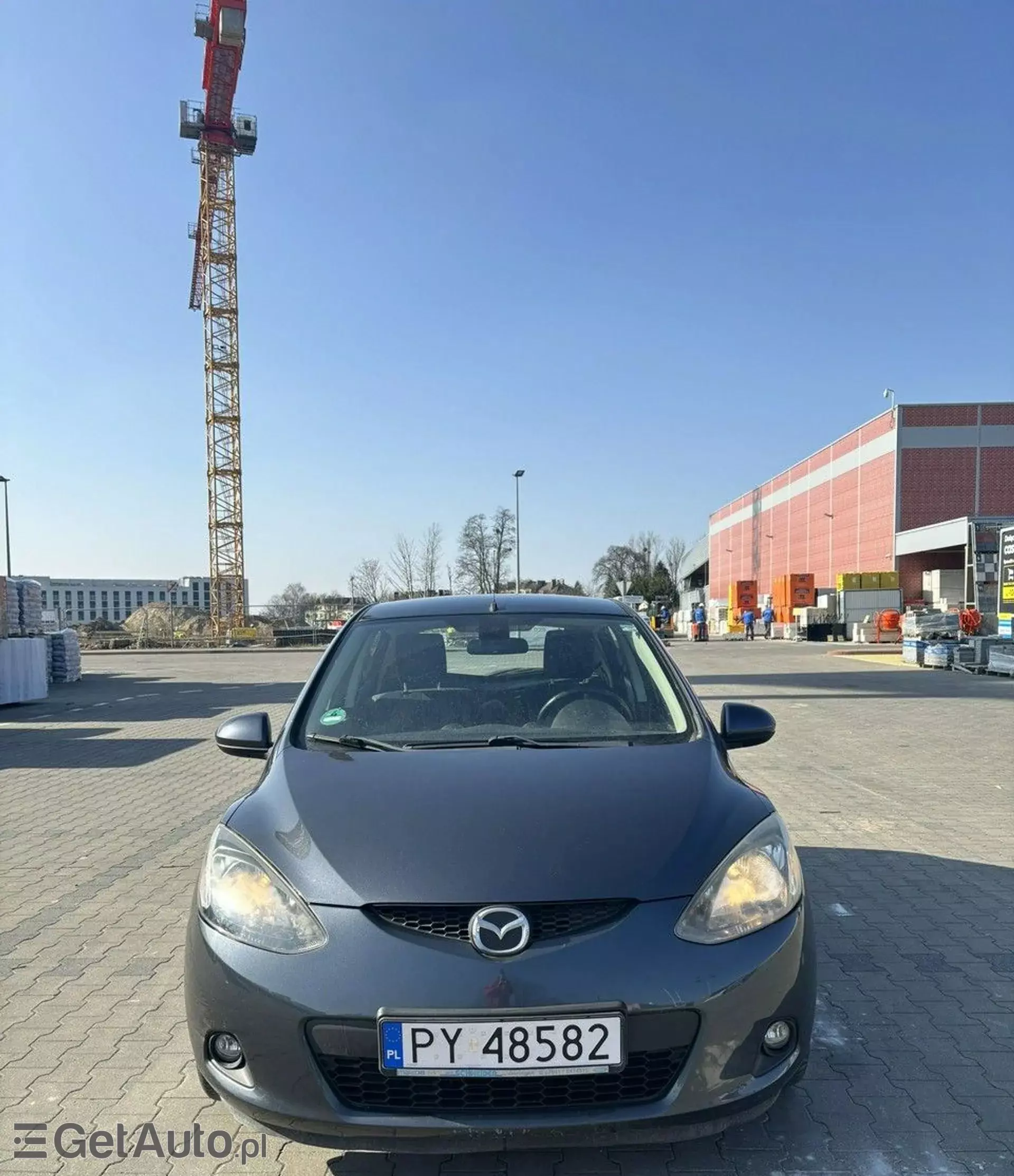 MAZDA 2 