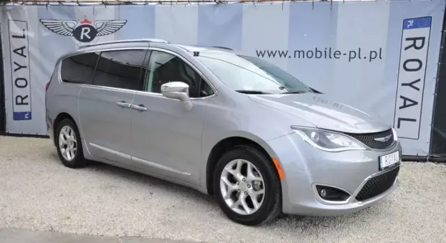 CHRYSLER Pacifica 