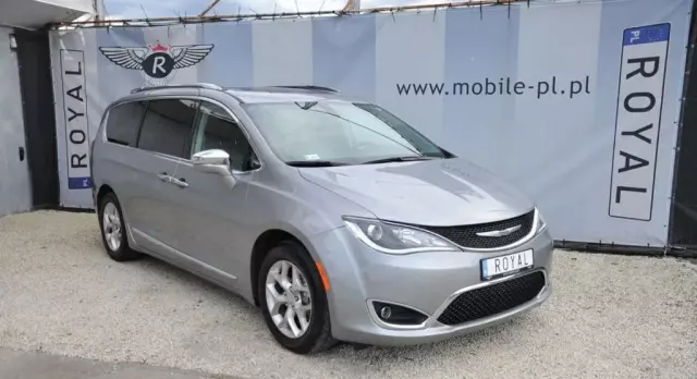 CHRYSLER Pacifica 