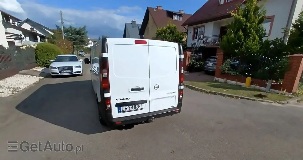 OPEL Vivaro 