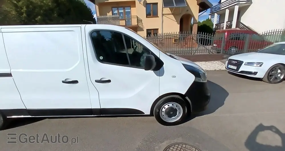 OPEL Vivaro 