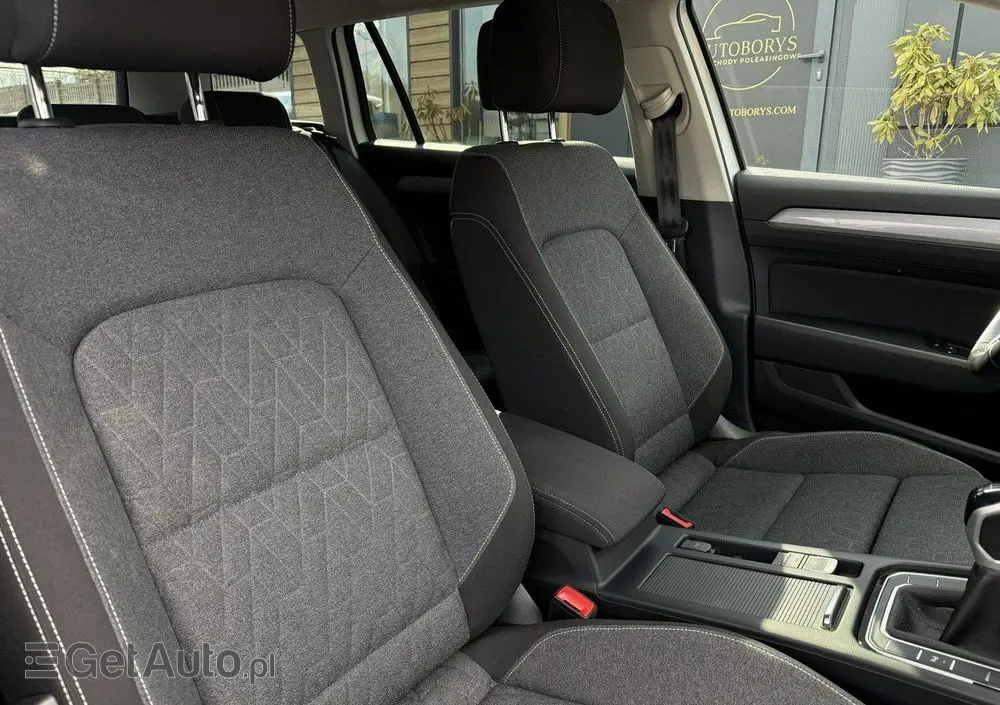 VOLKSWAGEN Passat 1.5 TSI EVO Business