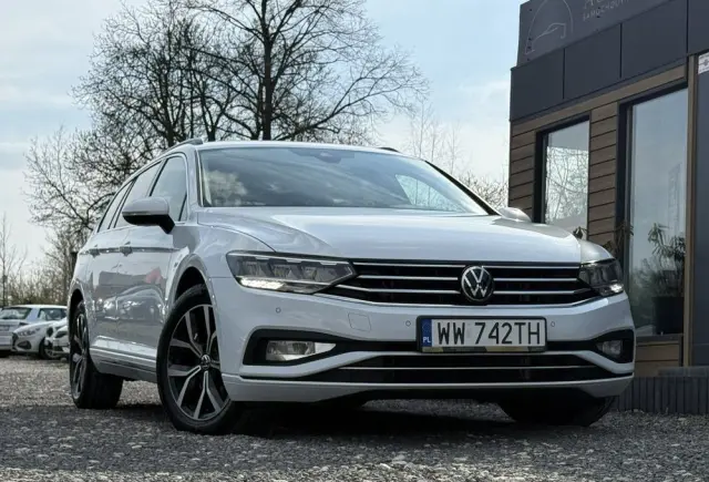 VOLKSWAGEN Passat 1.5 TSI EVO Business