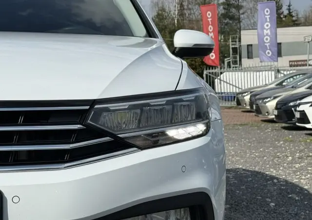 VOLKSWAGEN Passat 1.5 TSI EVO Business