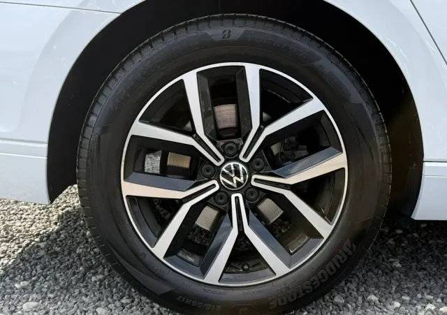 VOLKSWAGEN Passat 1.5 TSI EVO Business
