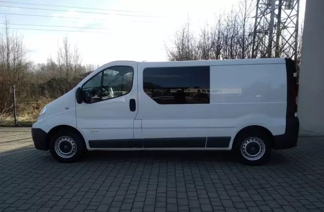 RENAULT Trafic 