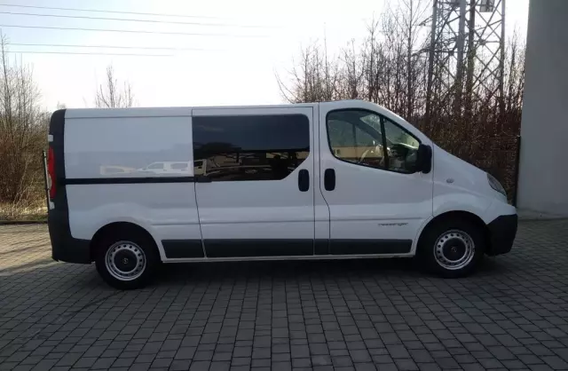 RENAULT Trafic 