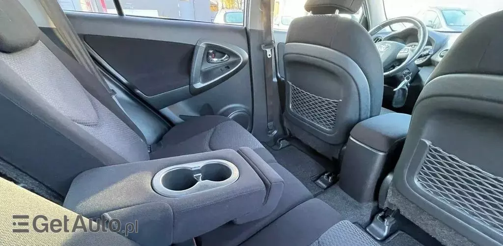 TOYOTA Rav 4 