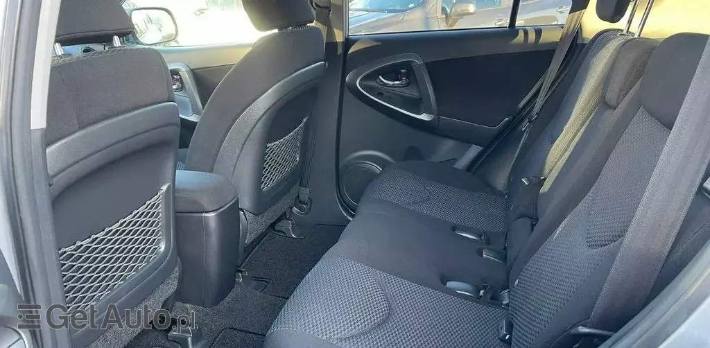 TOYOTA Rav 4 