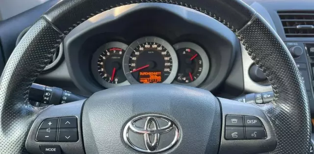 TOYOTA Rav 4 