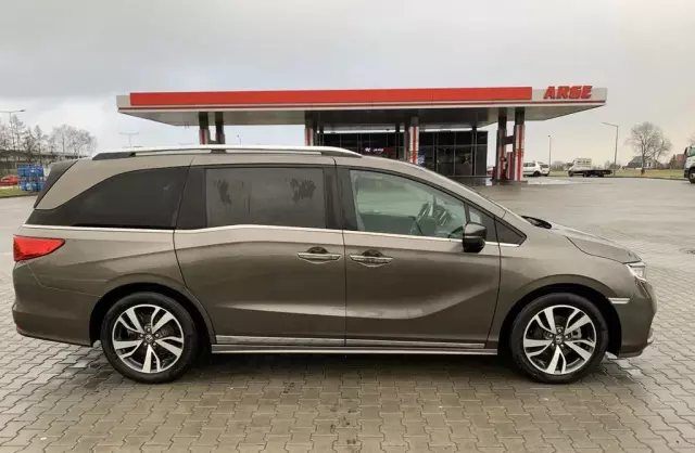 HONDA Odyssey 