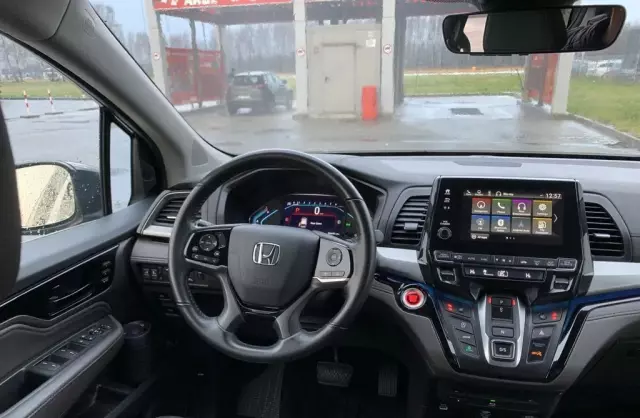 HONDA Odyssey 
