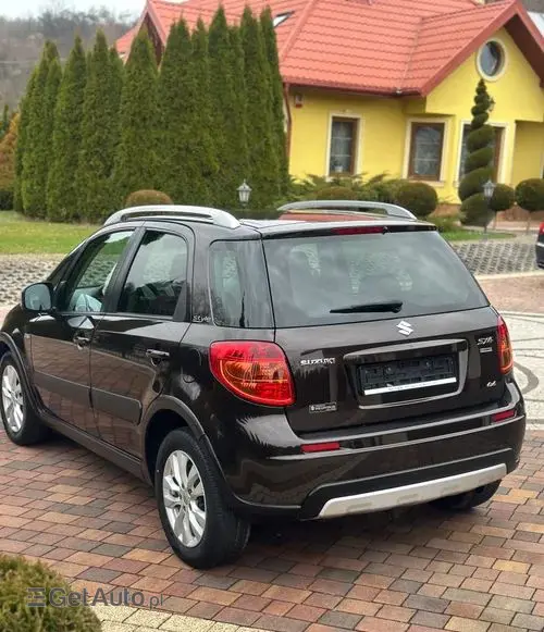 SUZUKI SX4 