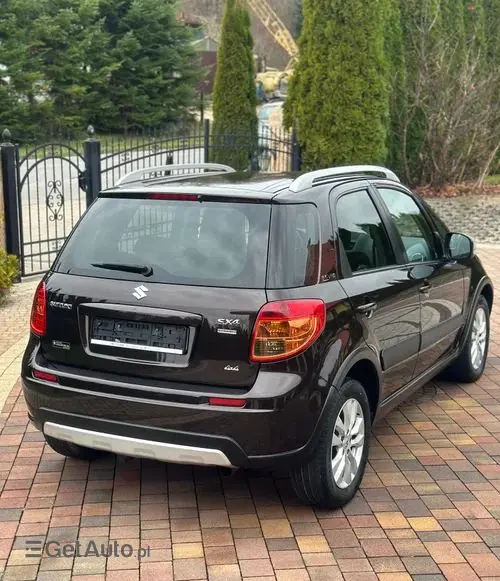 SUZUKI SX4 