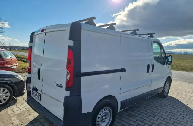 RENAULT Trafic 