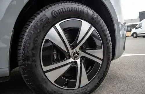 MERCEDES-BENZ Klasa V 