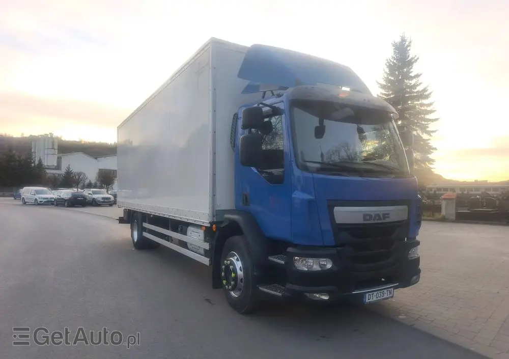DAF LF 18.320 Kontener 20 palet 
