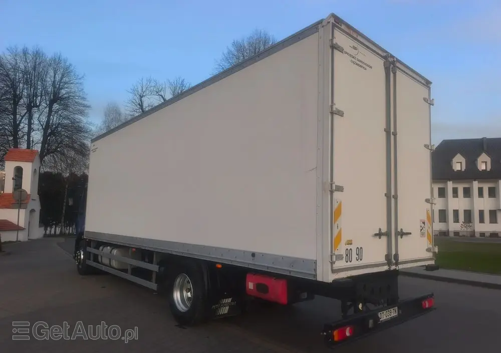 DAF LF 18.320 Kontener 20 palet 