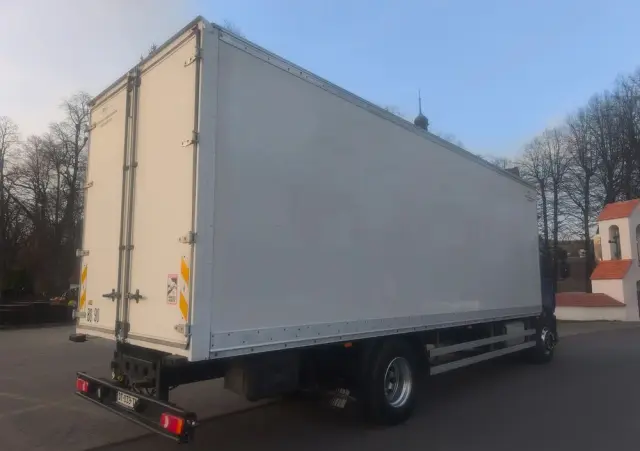 DAF LF 18.320 Kontener 20 palet 