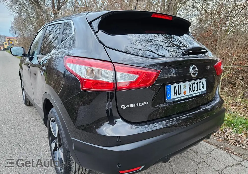 NISSAN Qashqai 1.2 DIG-T N-Connecta