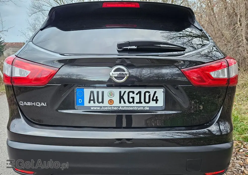 NISSAN Qashqai 1.2 DIG-T N-Connecta