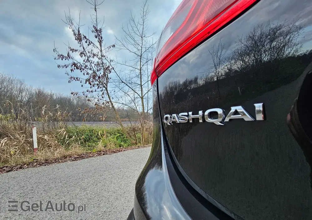 NISSAN Qashqai 1.2 DIG-T N-Connecta